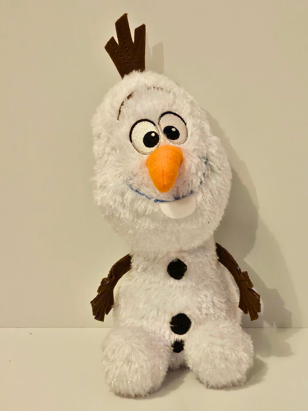 PELUCHE : Olaf " La reine des neiges " brillant