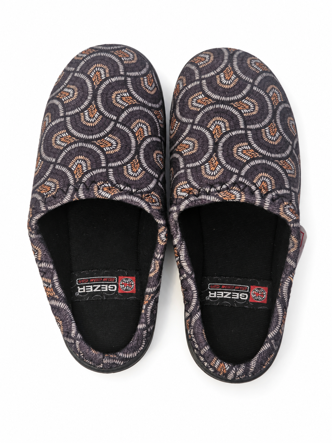 Chaussons GEEZER à motifs géométriques – Taille 36 à 40