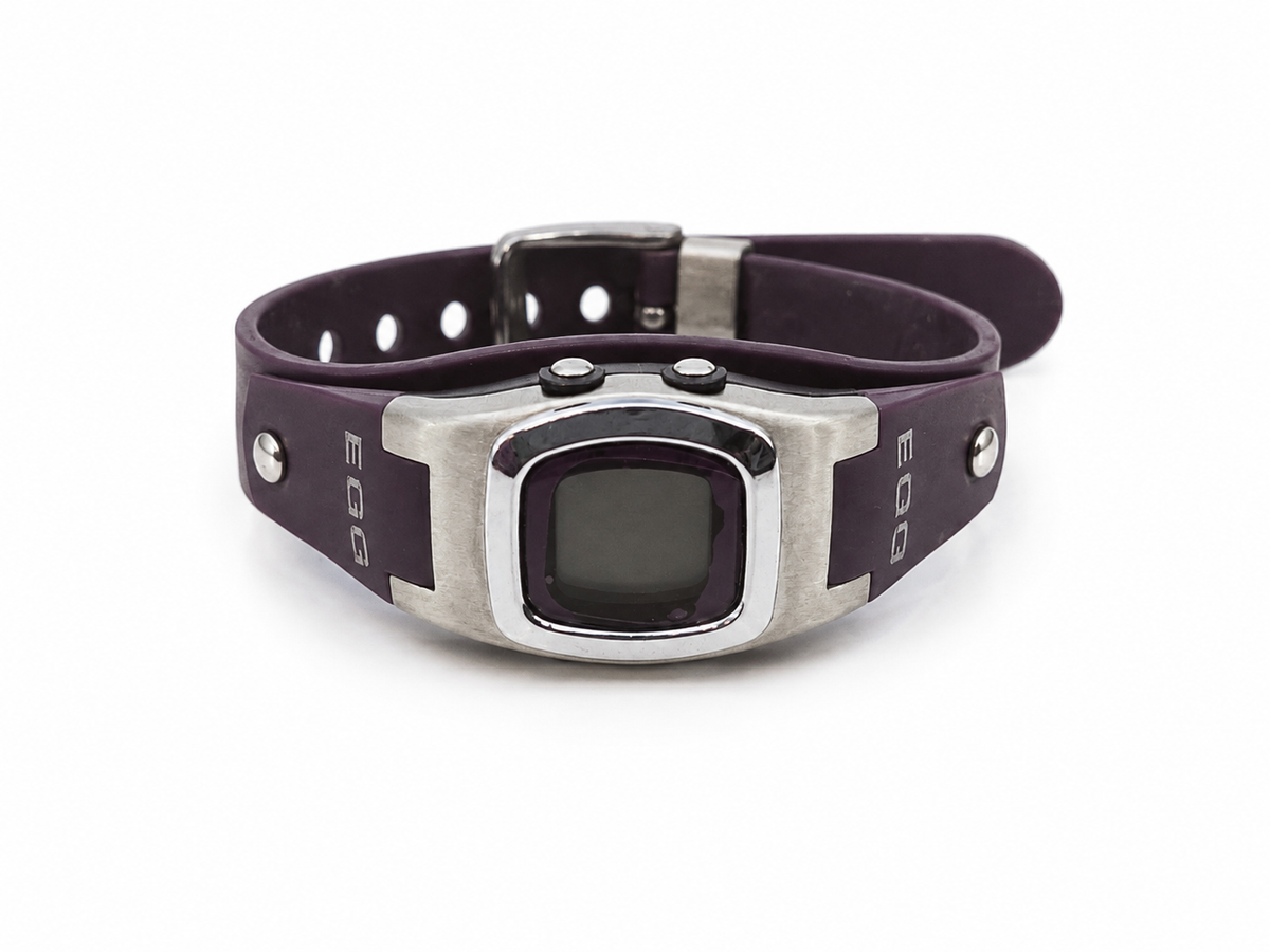 Montre digitale DDP – Bracelet violet foncé à motifs